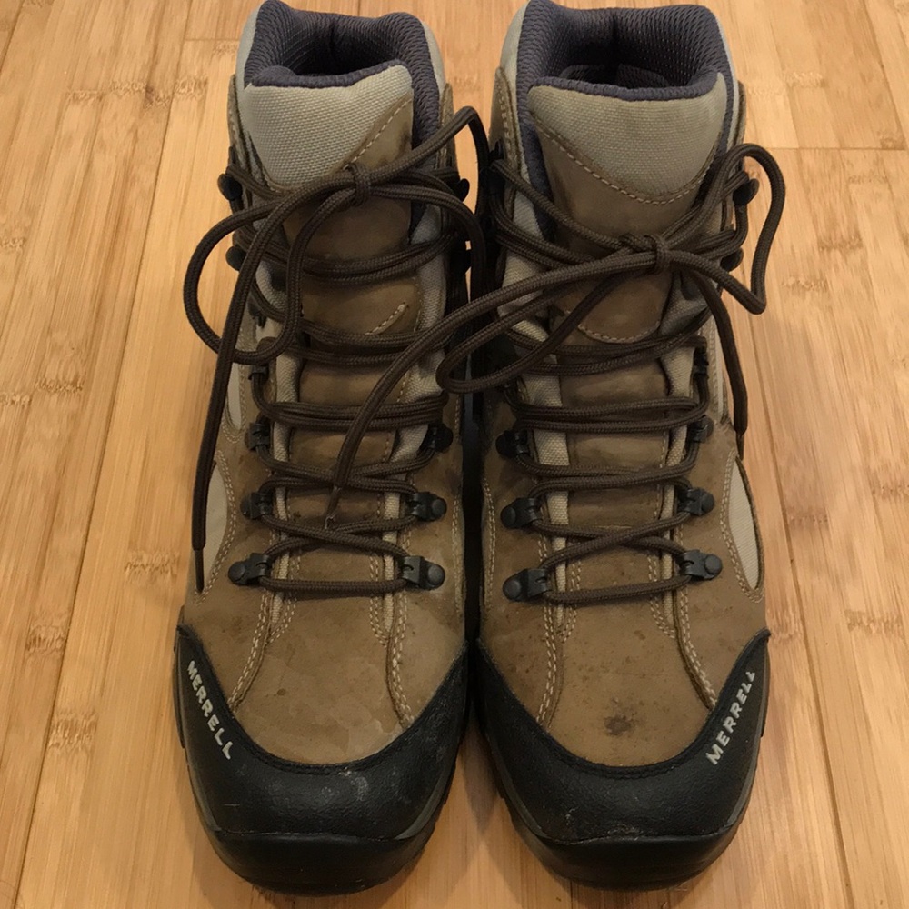 Merrell Sawtooth Hiking Boots